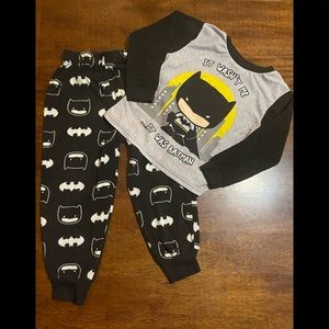 Boys Size 5T Justice League Batman Pajama Set